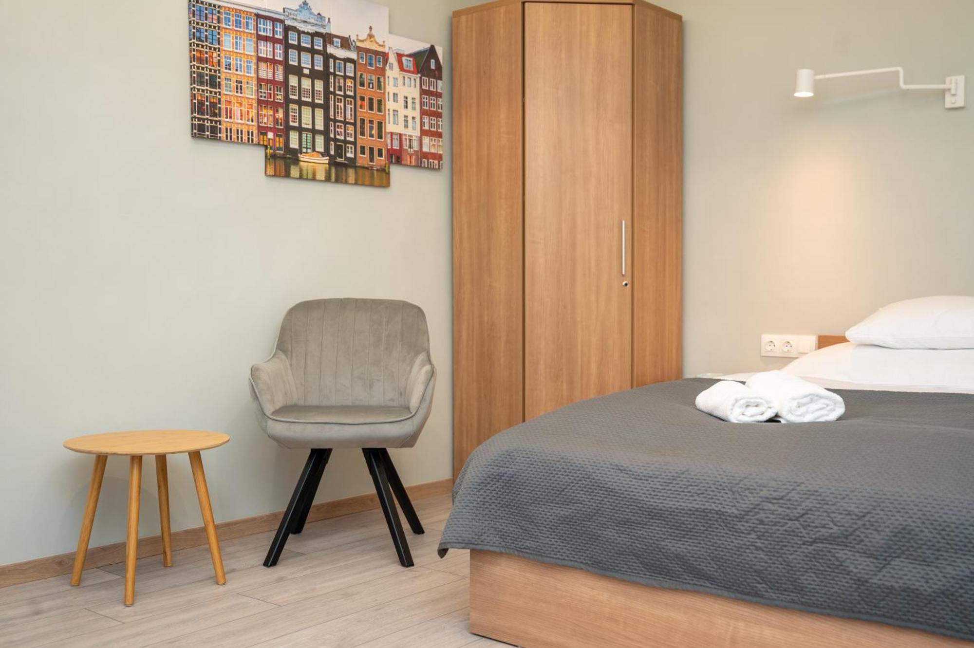Tuenderkert Apartman Gyula Exterior foto